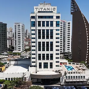 تيتانيك بيزنس كارتل 5*, اسطنبول تركيا